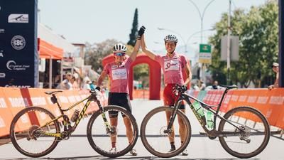Andrea Lüthi &amp; Amy-Beth McDougall, Cape Pioneer 2017