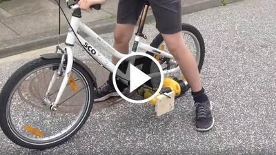 E-Bike im Eigenbau mit Akkubohrer und Kabelbinder