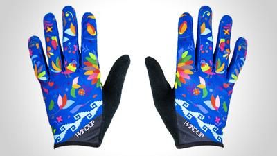 handup gloves bringt die Geberhandschuhe