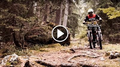 Loraine Truong Orange Adaptive Mountainbike