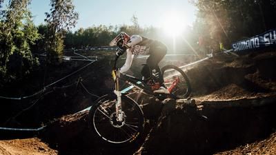 Greg Minnaar holt in Lousa 22. Weltcupsieg.